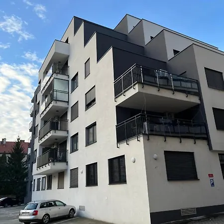 Elegant Escape Ii - Centre Pozsony