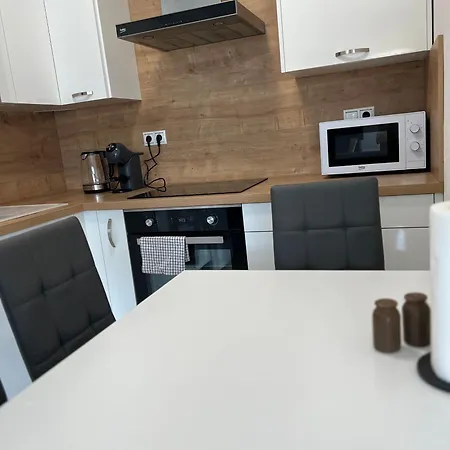 Apartament Elegant Escape Ii - Centre & Free Parking *