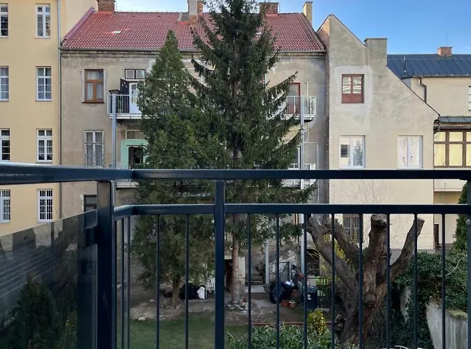 Elegant Escape Ii - Centre & Free Parking Apartment *