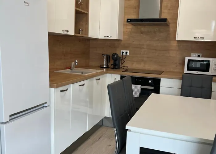 Elegant Escape Ii - Centre & Free Parking Apartment *